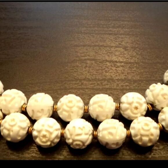 VINTAGE 1960 ESTATE SIGNED MONET FLORAL BEAD DOUBLE STRAND 8" - Picture 4 of 15